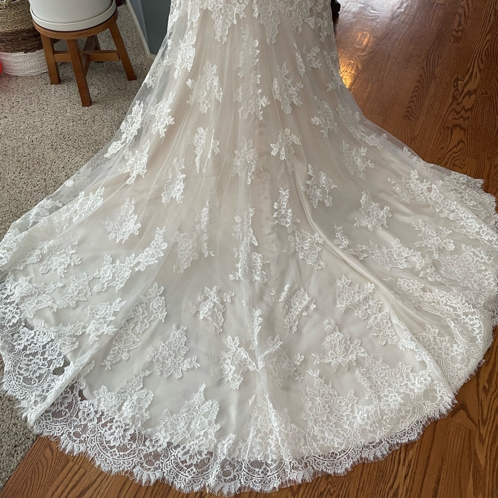 NWT ivory wedding dress